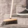 Miotła drewniana uniwersalna z naturalnym włosiem YORK 40 cm